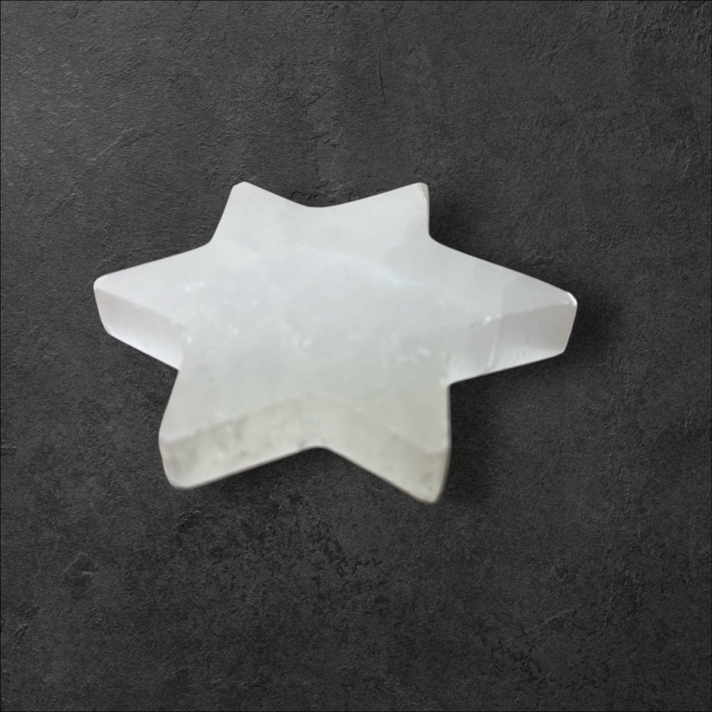 Small Selenite Satin Spar Hand Carved Star-Shaped Coaster Decor Plate - Picture 3 of 4